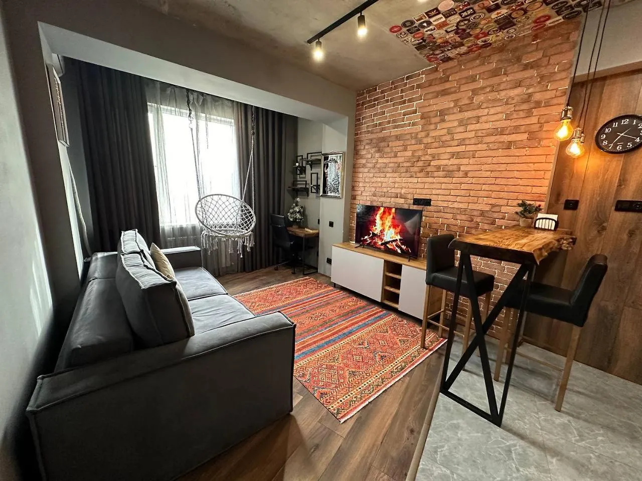 Cozy Apartment In Almaty